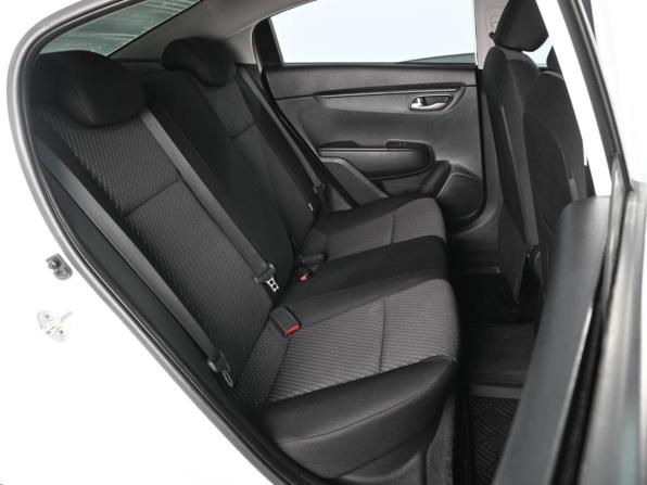 Kia Rio IV с пробегом 2018 года, цена 1 380 000 рублей, 81221 км, седан, Автокод Объявления