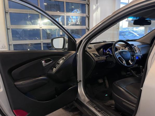Hyundai ix35 I с пробегом 2010 года, цена 1 365 000 рублей, 182521 км, внедорожник, Автокод Объявления