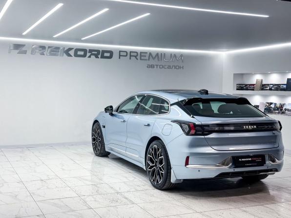 Zeekr 001 I с пробегом 2022 года, цена 4 500 000 рублей, 61561 км, лифтбек, Автокод Объявления
