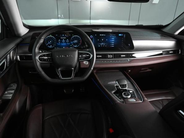 Chery Tiggo 8 Pro Max I Рестайлинг с пробегом 2023 года, цена 2 799 000 рублей, 42608 км, внедорожник, Автокод Объявления