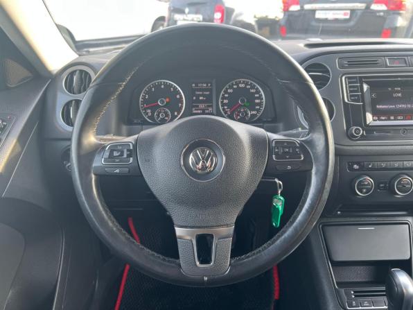 Volkswagen Tiguan I Рестайлинг с пробегом 2015 года, цена 1 366 600 рублей, 206056 км, внедорожник, Автокод Объявления
