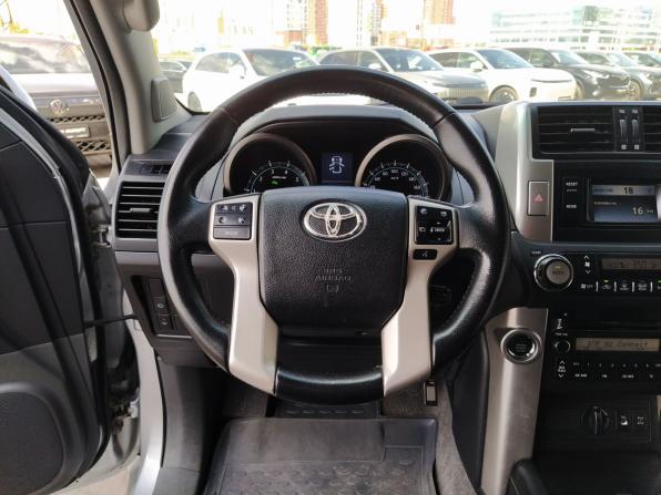 Toyota Land Cruiser Prado 150 Series с пробегом 2010 года, цена 2 923 000 рублей, 210000 км, внедорожник, Автокод Объявления