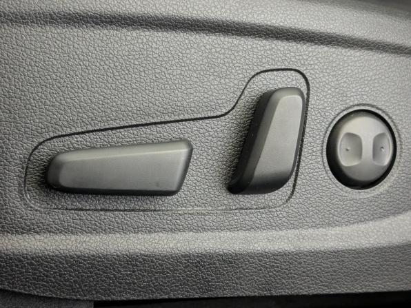Hyundai Santa Fe IV Рестайлинг с пробегом 2022 года, цена 3 550 000 рублей, 49228 км, внедорожник, Автокод Объявления