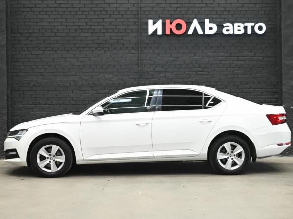 Skoda Superb III Рестайлинг с пробегом 2019 года, цена 2 900 000 рублей, 91607 км, лифтбек, Автокод Объявления