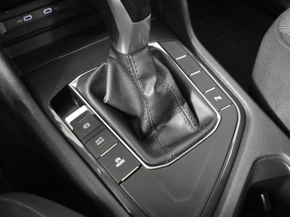 Volkswagen Tiguan II Рестайлинг с пробегом 2021 года, цена 2 498 900 рублей, 113530 км, внедорожник, Автокод Объявления