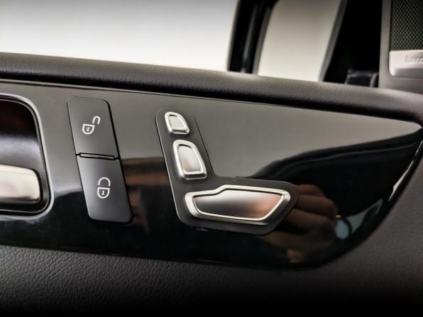Toyota Land Cruiser Prado 150 Series Рестайлинг 2 с пробегом 2020 года, цена 6 170 000 рублей, 54239 км, внедорожник, Автокод Объявления