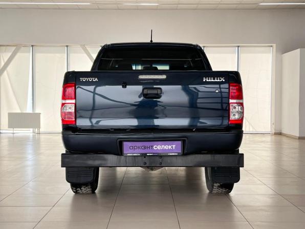 Toyota Hilux VII Рестайлинг с пробегом 2015 года, цена 2 450 000 рублей, 229823 км, пикап, Автокод Объявления