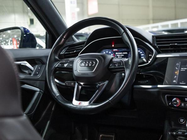 Audi Q3 Sportback II (F3) с пробегом 2021 года, цена 4 149 700 рублей, 74396 км, внедорожник, Автокод Объявления