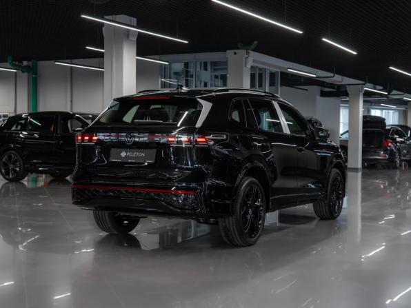 Volkswagen Tiguan III (China Market) с пробегом 2026 года, цена 4 570 000 рублей, 45 км, внедорожник, Автокод Объявления