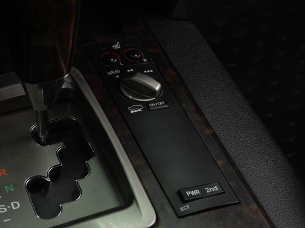 Toyota Land Cruiser 200 Series с пробегом 2008 года, цена 2 649 000 рублей, 324481 км, внедорожник, Автокод Объявления
