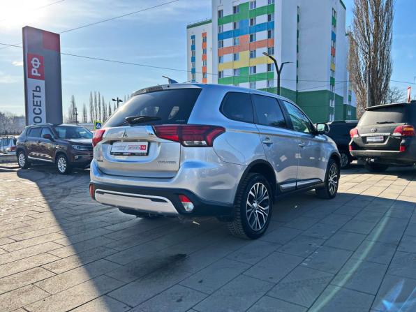 Mitsubishi Outlander III Рестайлинг 3 с пробегом 2019 года, цена 2 008 900 рублей, 62824 км, внедорожник, Автокод Объявления