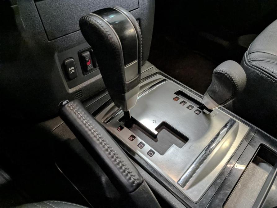 Mitsubishi Pajero IV Рестайлинг 2 Санкт-Петербург  - изображение 28