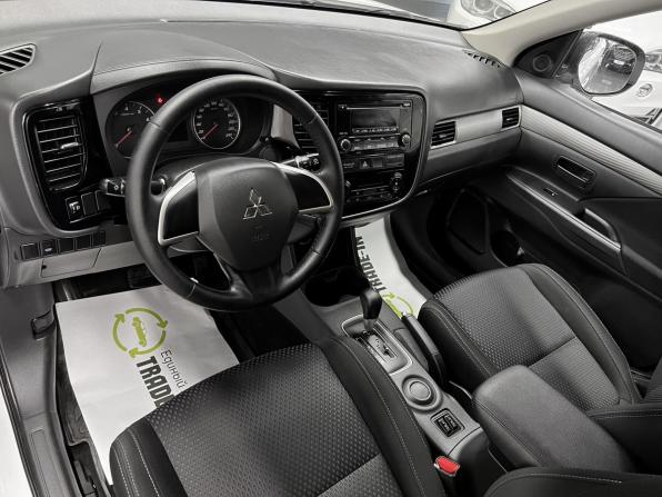 Mitsubishi Outlander III Рестайлинг 2 с пробегом 2016 года, цена 1 595 000 рублей, 140255 км, внедорожник, Автокод Объявления