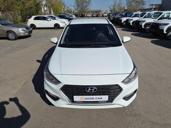 Hyundai Solaris II с пробегом 2017 года, цена 1 350 000 рублей, 134303 км, седан, Автокод Объявления