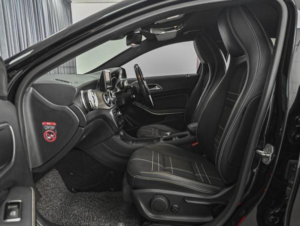 Mercedes-Benz GLA I (X156) с пробегом 2015 года, цена 1 830 000 рублей, 100794 км, внедорожник, Автокод Объявления
