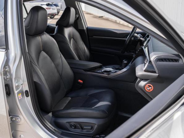 Toyota Camry VIII (XV70) с пробегом 2018 года, цена 2 530 000 рублей, 119694 км, седан, Автокод Объявления