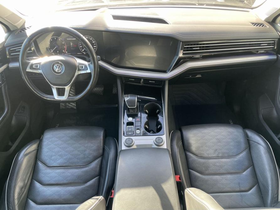 Volkswagen Touareg III Москва  - изображение 10