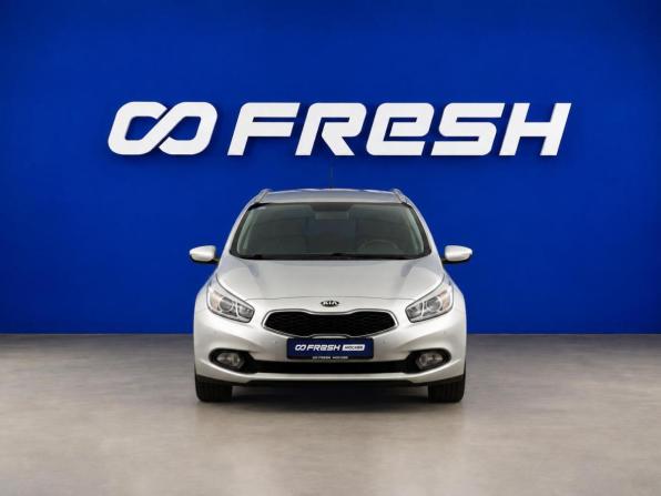 Kia Ceed II с пробегом 2014 года, цена 1 049 077 рублей, 157612 км, универсал, Автокод Объявления