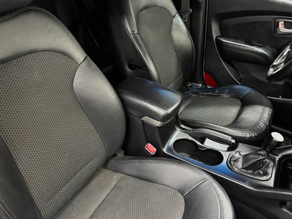 Hyundai ix35 I с пробегом 2012 года, цена 1 169 900 рублей, 219000 км, внедорожник, Автокод Объявления
