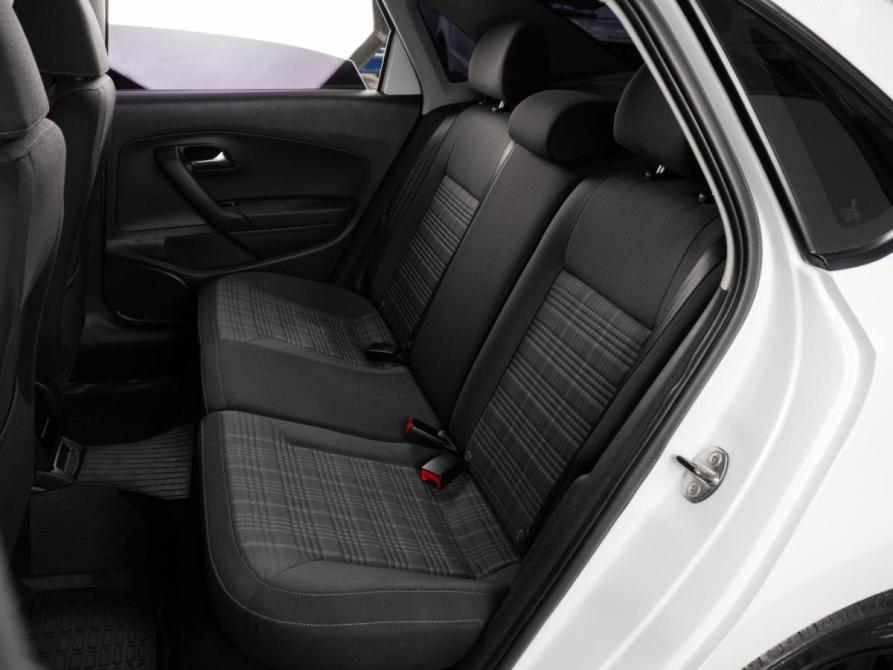 Volkswagen Polo V Рестайлинг Тюмень  - изображение 9