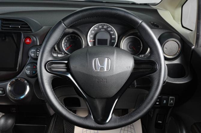 Honda Fit Shuttle I с пробегом 2012 года, цена 1 099 000 рублей, 173500 км, универсал, Автокод Объявления