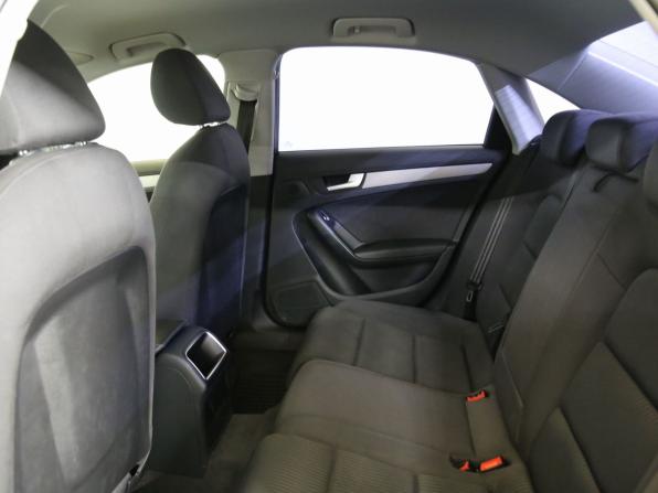 Audi A4 IV (B8) Рестайлинг с пробегом 2012 года, цена 1 245 000 рублей, 170500 км, седан, Автокод Объявления