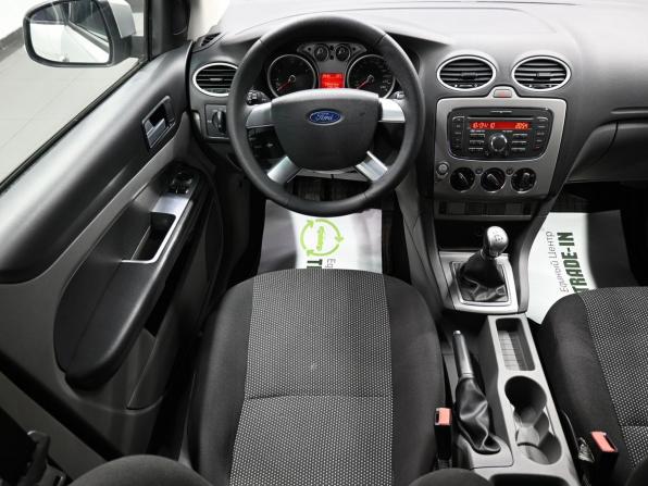 Ford Focus II Рестайлинг с пробегом 2010 года, цена 720 000 рублей, 250443 км, универсал, Автокод Объявления