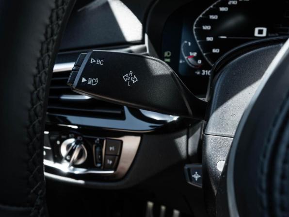 BMW 5 серии VII (G30/G31/G38) Рестайлинг с пробегом 2020 года, цена 4 213 000 рублей, 88666 км, седан, Автокод Объявления
