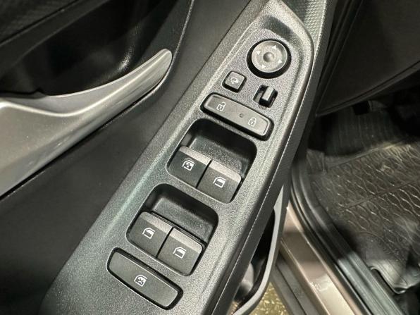 Hyundai Creta II с пробегом 2022 года, цена 2 165 000 рублей, 60005 км, внедорожник, Автокод Объявления