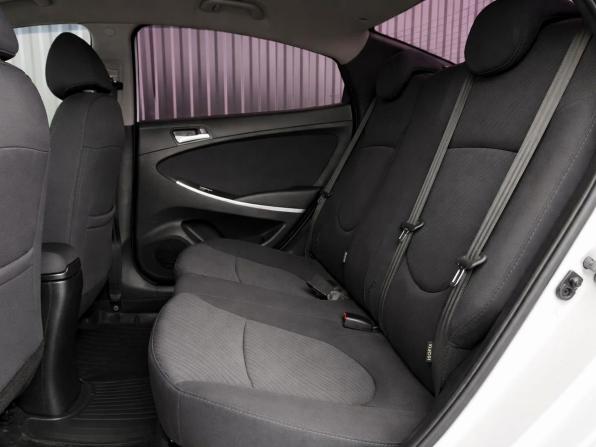 Hyundai Solaris I Рестайлинг с пробегом 2015 года, цена 937 000 рублей, 136568 км, седан, Автокод Объявления