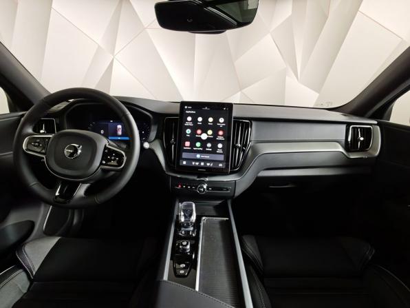 Volvo XC60 II Рестайлинг с пробегом 2025 года, цена 5 800 000 рублей, 4938 км, внедорожник, Автокод Объявления