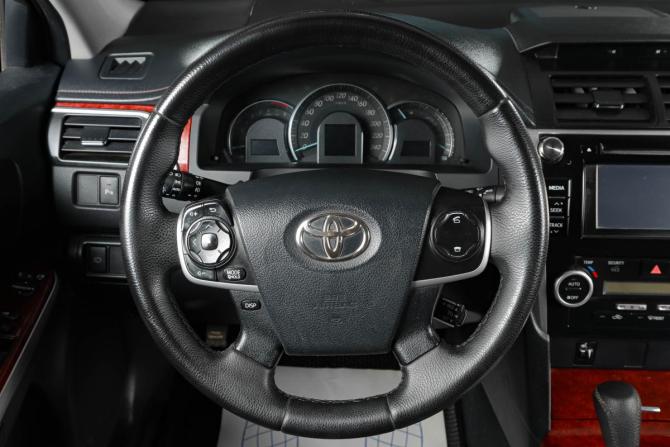 Toyota Camry VII (XV50) с пробегом 2013 года, цена 1 579 000 рублей, 206000 км, седан, Автокод Объявления
