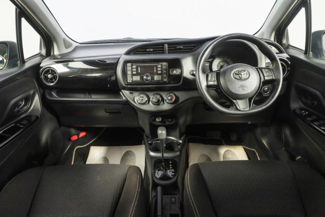 Toyota Vitz III (XP130) Рестайлинг 2 с пробегом 2019 года, цена 1 249 000 рублей, 44500 км, хэтчбек, Автокод Объявления