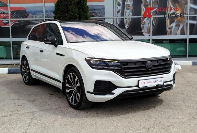 Volkswagen Touareg III с пробегом 2018 года, цена 4 500 000 рублей, 225865 км, внедорожник, Автокод Объявления