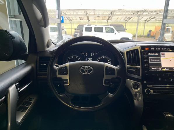 Toyota Land Cruiser 200 Series Рестайлинг 1 с пробегом 2012 года, цена 3 870 000 рублей, 184000 км, внедорожник, Автокод Объявления