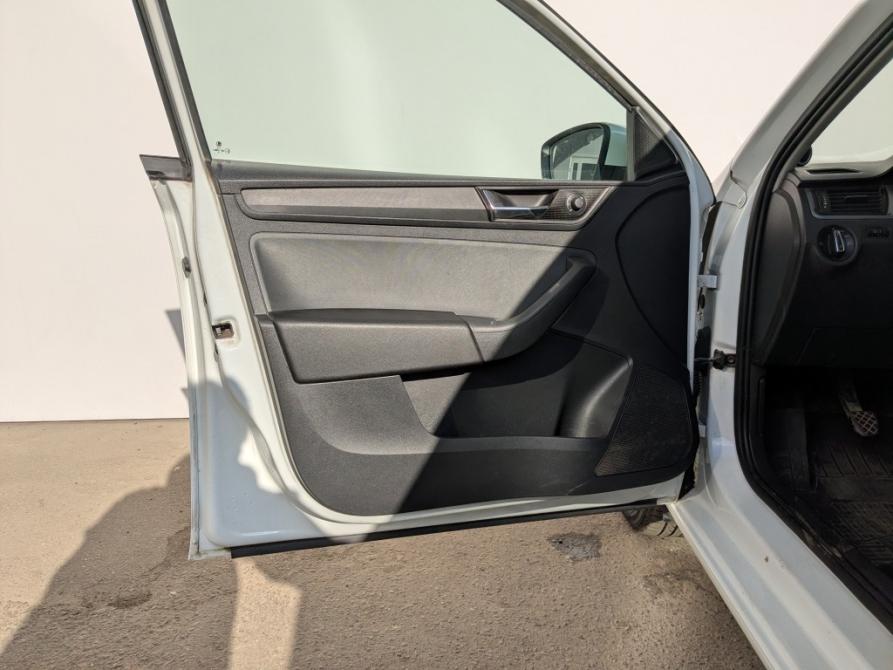 Skoda Rapid I Рестайлинг Москва  - изображение 13