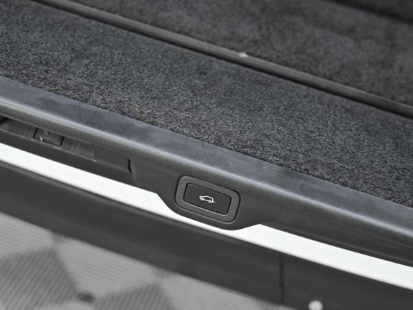Land Rover Range Rover IV с пробегом 2016 года, цена 2 999 000 рублей, 100018 км, внедорожник, Автокод Объявления