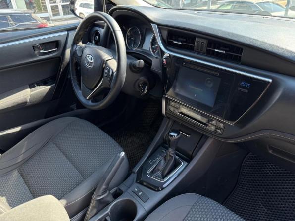 Toyota Corolla XI (E160 E170 E180) Рестайлинг 1 с пробегом 2016 года, цена 1 210 000 рублей, 93000 км, седан, Автокод Объявления