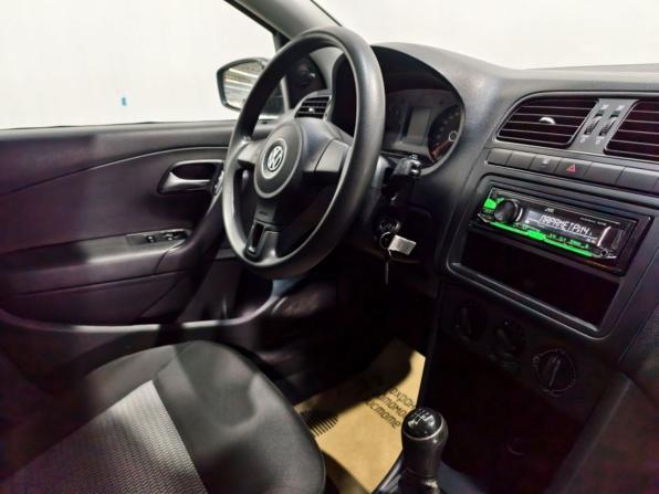Volkswagen Polo V с пробегом 2015 года, цена 767 000 рублей, 181424 км, седан, Автокод Объявления