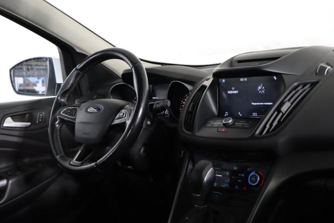 Ford Kuga II Рестайлинг с пробегом 2017 года, цена 1 599 990 рублей, 145230 км, внедорожник, Автокод Объявления