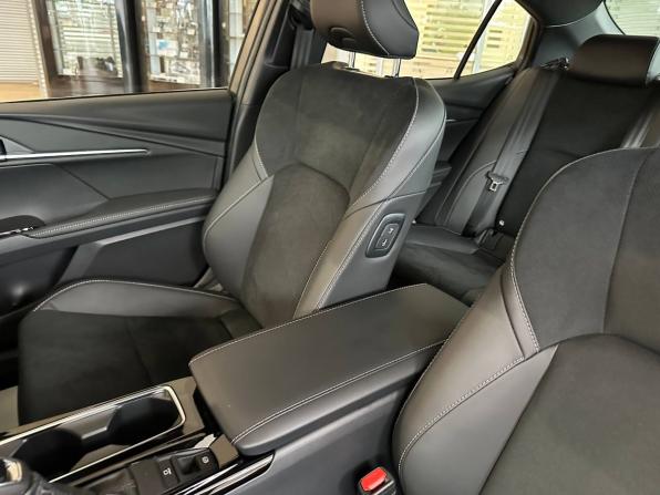 Toyota Camry IX (XV80) China Market с пробегом 2026 года, цена 4 850 000 рублей, 1 км, седан, Автокод Объявления