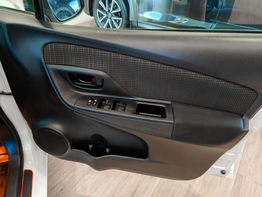 Toyota Vitz III (XP130) Рестайлинг Тула  - изображение 11