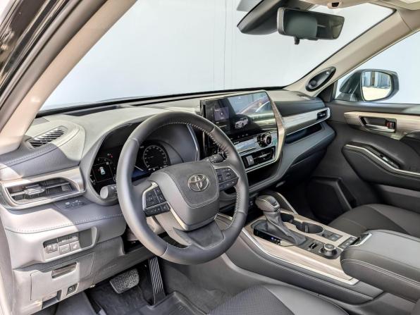 Toyota Highlander IV (XU70) с пробегом 2025 года, цена 5 950 000 рублей, 13891 км, внедорожник, Автокод Объявления