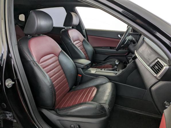 Kia Optima IV Рестайлинг с пробегом 2018 года, цена 1 950 000 рублей, 147362 км, седан, Автокод Объявления