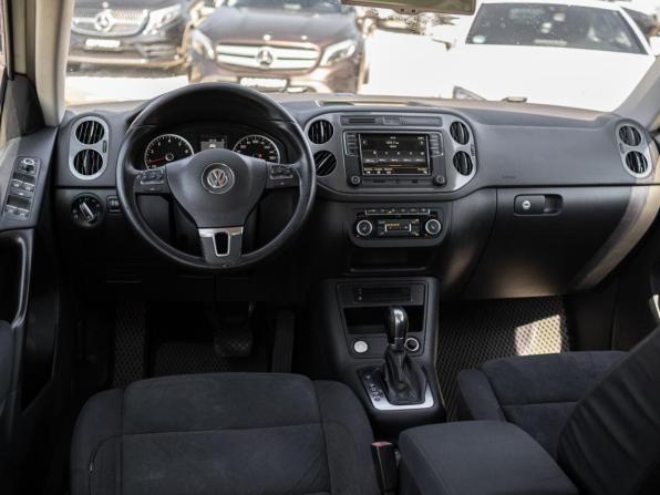 Volkswagen Tiguan I Рестайлинг с пробегом 2013 года, цена 1 299 000 рублей, 235026 км, внедорожник, Автокод Объявления