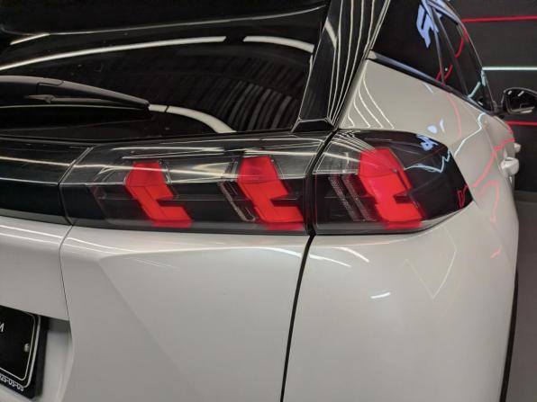 Peugeot 2008 II с пробегом 2022 года, цена 1 815 000 рублей, 102663 км, внедорожник, Автокод Объявления