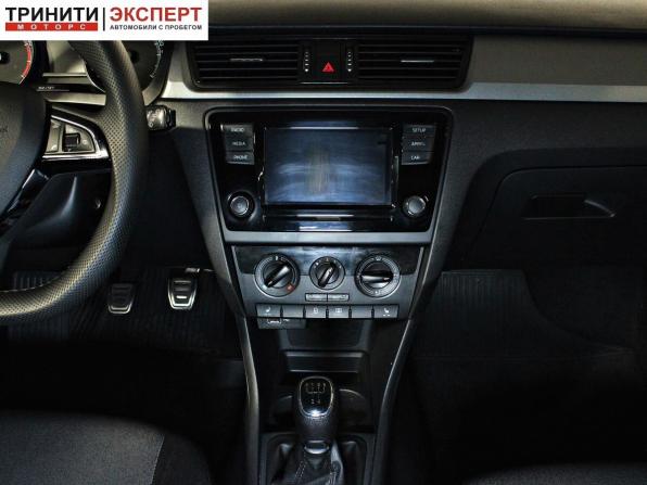 Skoda Rapid I Рестайлинг с пробегом 2019 года, цена 1 357 000 рублей, 84580 км, лифтбек, Автокод Объявления
