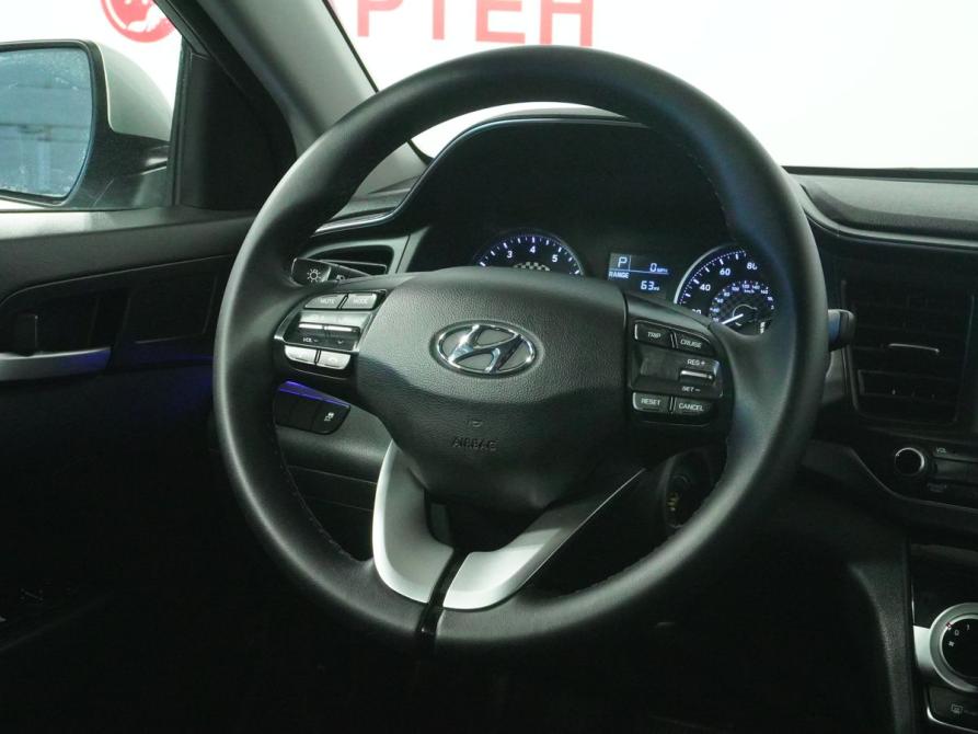 Hyundai Elantra VI (AD) Рестайлинг Вологда  - изображение 16