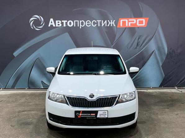 Skoda Rapid I Рестайлинг с пробегом 2019 года, цена 1 180 000 рублей, 51472 км, лифтбек, Автокод Объявления