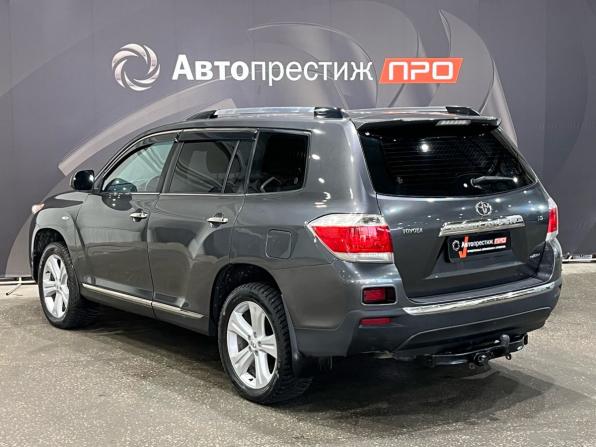Toyota Highlander II (XU40) Рестайлинг с пробегом 2010 года, цена 1 620 000 рублей, 209500 км, внедорожник, Автокод Объявления